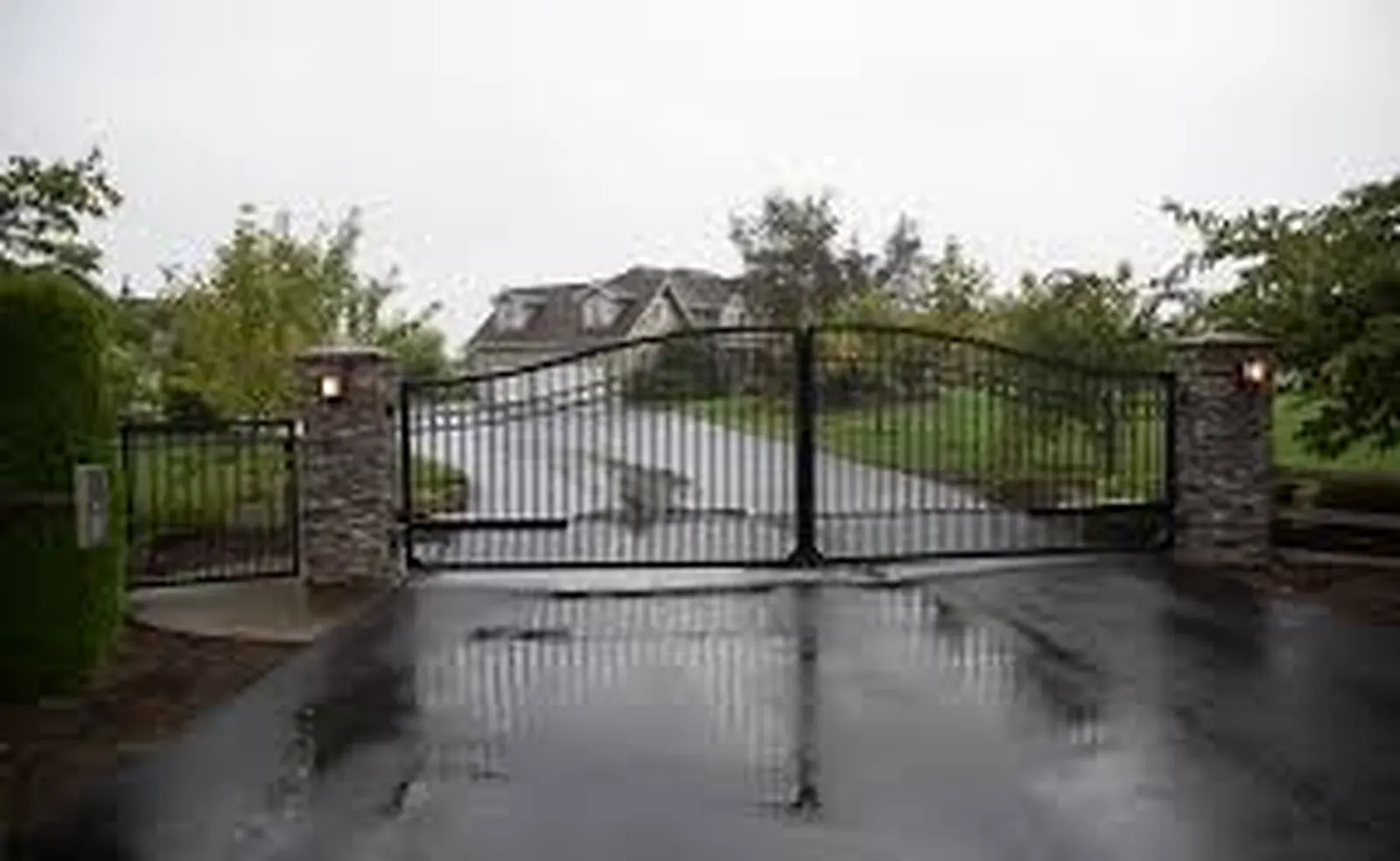 Electric Gate project by Excalibur Fence and Iron Works