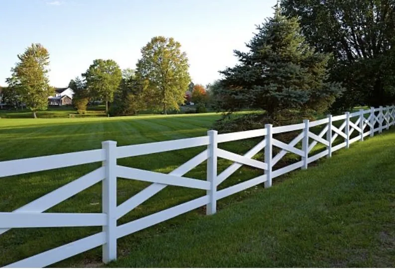 Vinyl Crossbuck Ranch Fence project by Excalibur Fence and Iron Works