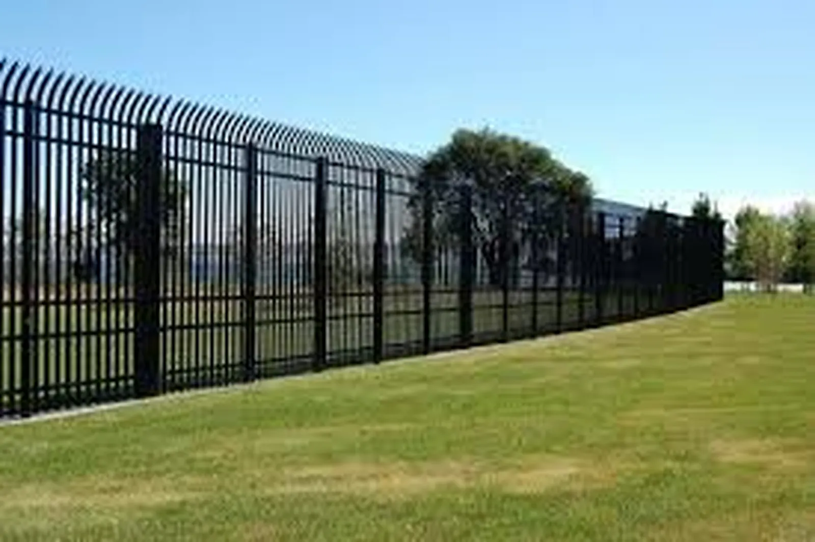 Aluminum & Security Fence project by Excalibur Fence and Iron Works