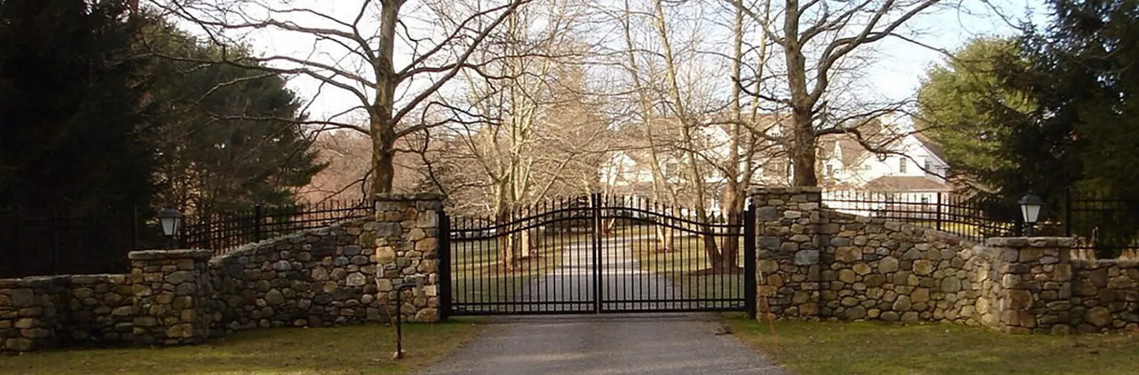Aluminum & Security Fence project by Excalibur Fence and Iron Works